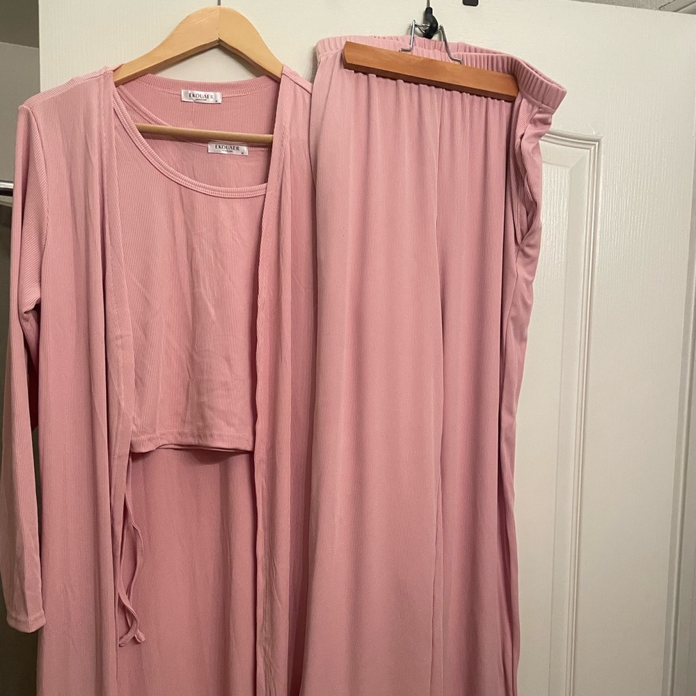 Womens 3 piece pajama set, pink
